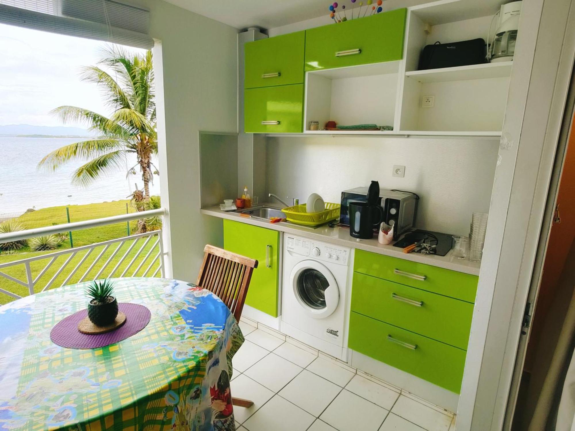 Studio Vue Mer, Pieds Dans L'Eau Le Gosier  Exteriör bild