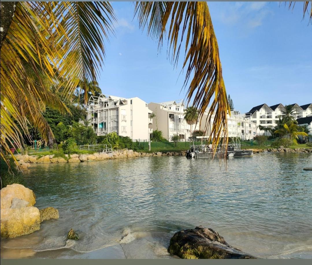 Studio Vue Mer, Pieds Dans L'Eau Le Gosier  Exteriör bild